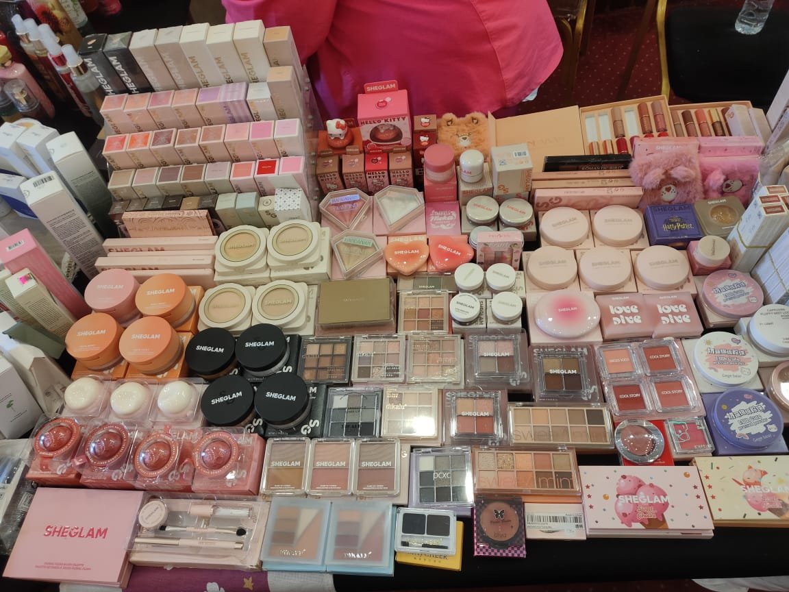 Vilora Gallery